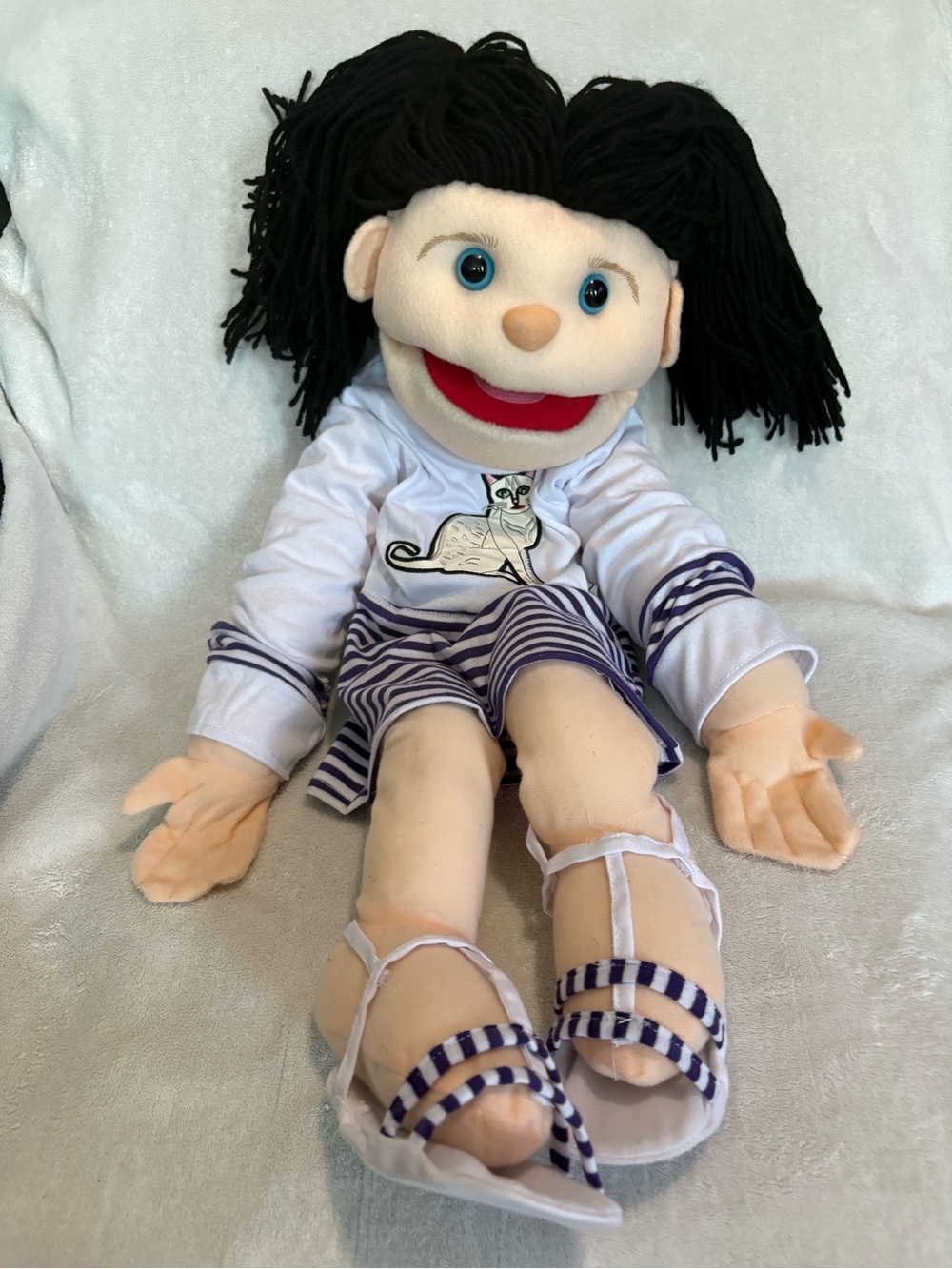 2015 Silly Puppets  Girl Pro Puppet  Full Body  Ventriloquist 27” Black Hair